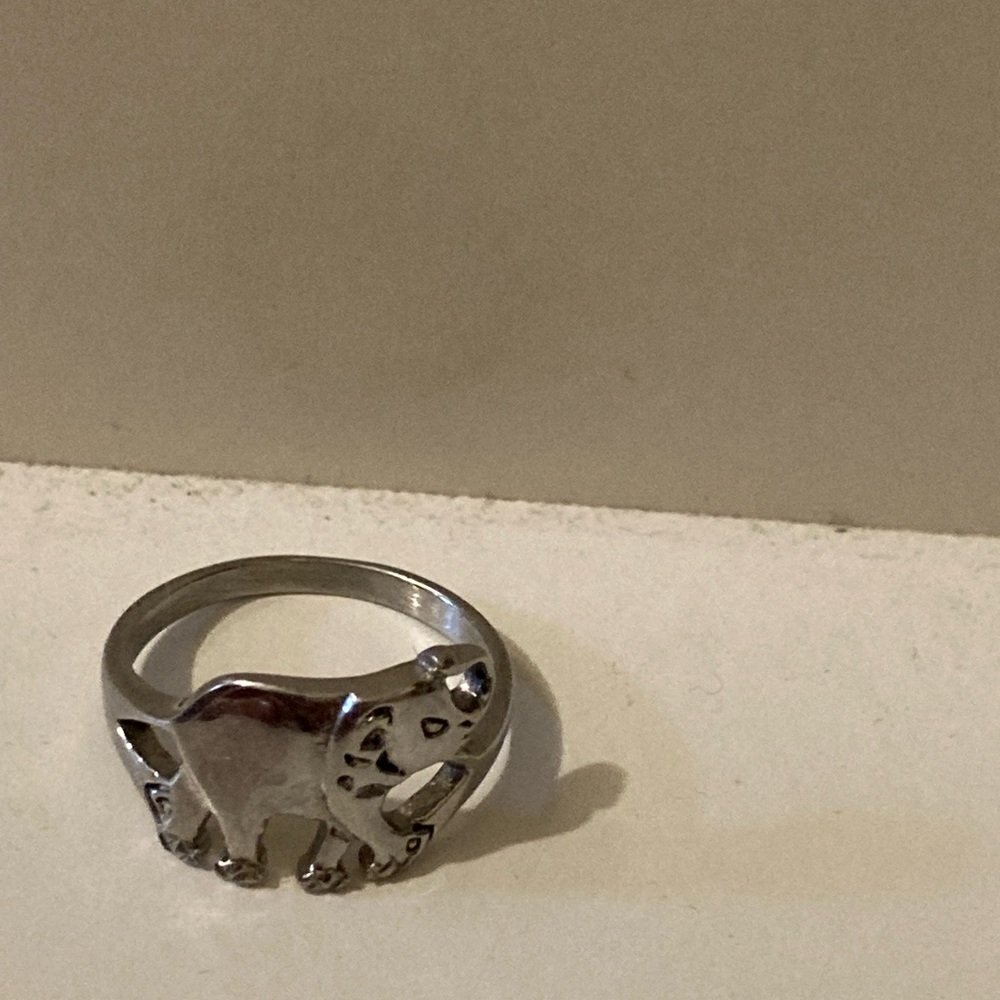 Elephant ring - Picture 2 of 3
